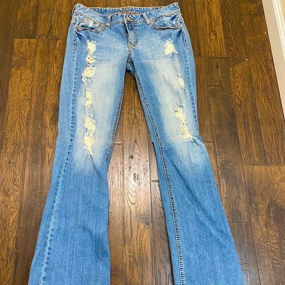 Premiere Denim by rue21 Denim - Premiere Rue 21 Distressed Denim Jeans